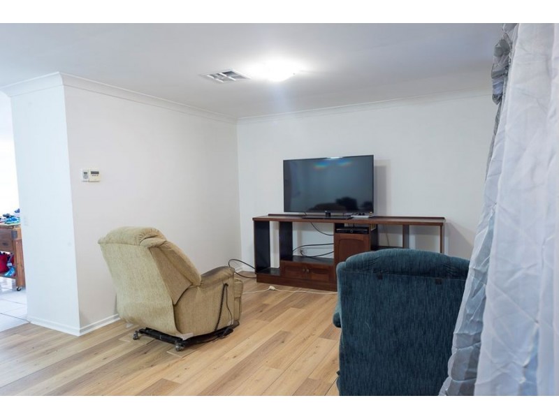 4 Graham Road, Morayfield QLD 4506