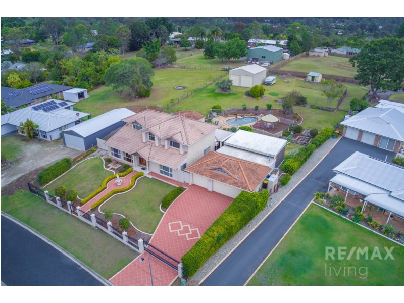 15 Chablis Court, Morayfield QLD 4506