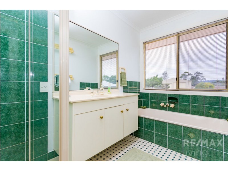 15 Chablis Court, Morayfield QLD 4506
