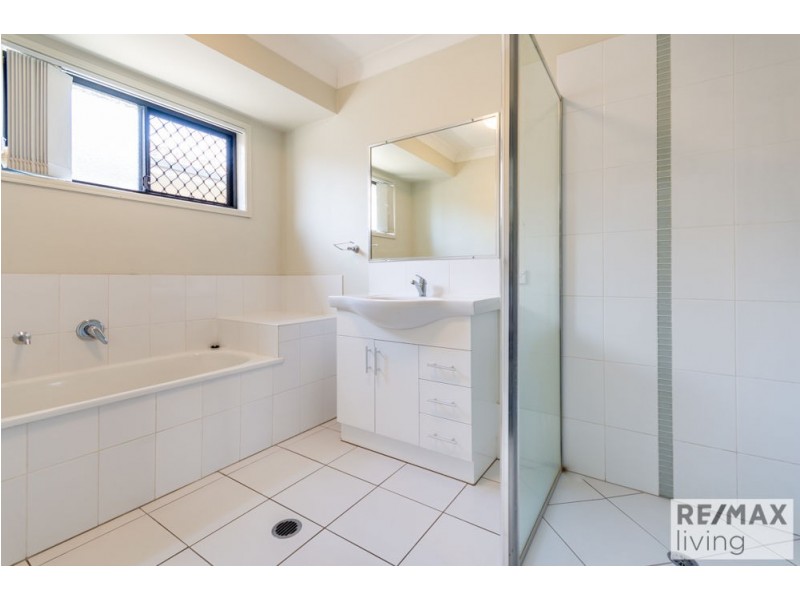 5 Lemon Myrtle Drive, Morayfield QLD 4506
