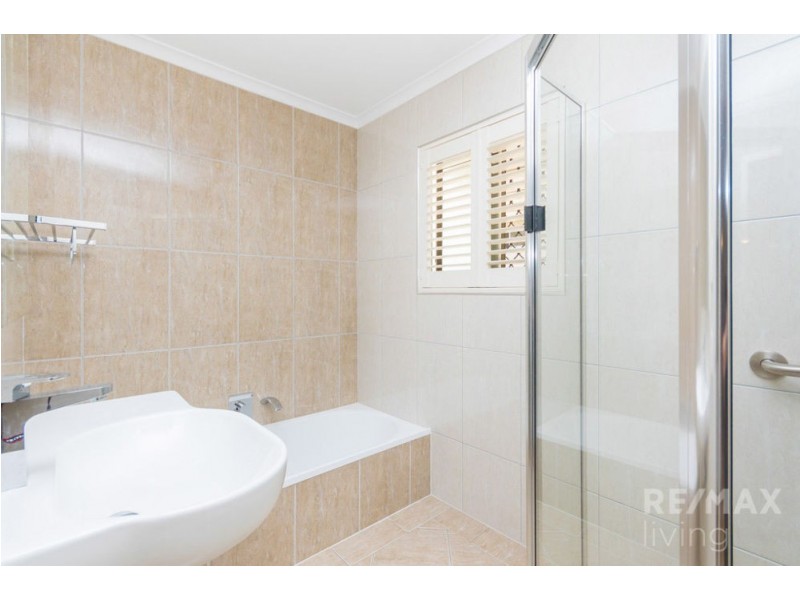 12 Hillcrest Avenue, Caboolture QLD 4510