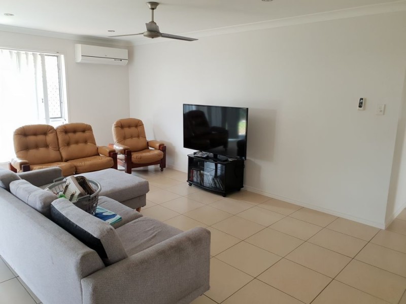 25 Bluejay Circuit, Morayfield QLD 4506