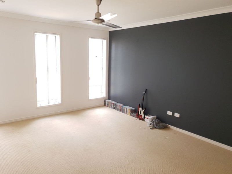 25 Bluejay Circuit, Morayfield QLD 4506