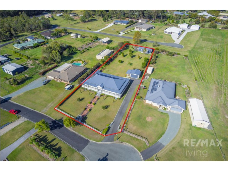 23-25 Northfield Place, Elimbah QLD 4516