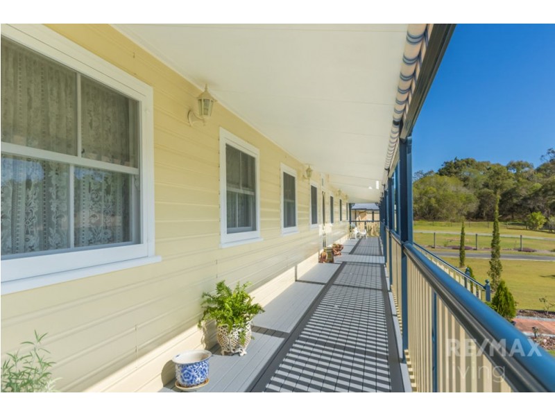 23-25 Northfield Place, Elimbah QLD 4516