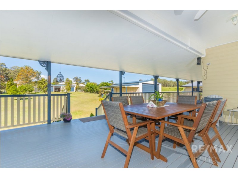 23-25 Northfield Place, Elimbah QLD 4516