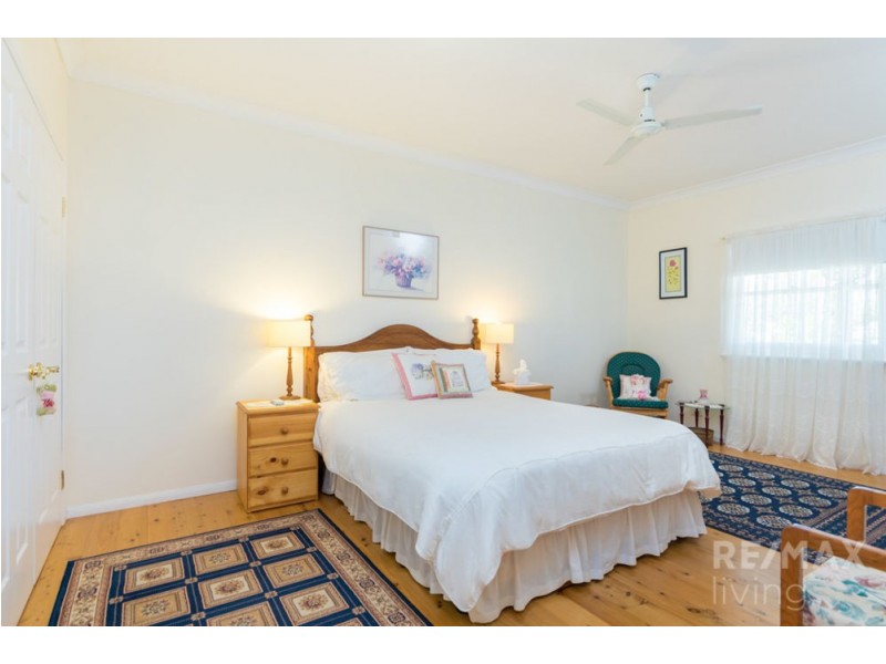 23-25 Northfield Place, Elimbah QLD 4516