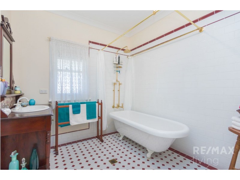 23-25 Northfield Place, Elimbah QLD 4516