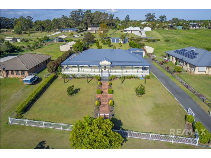 23-25 Northfield Place, Elimbah QLD 4516
