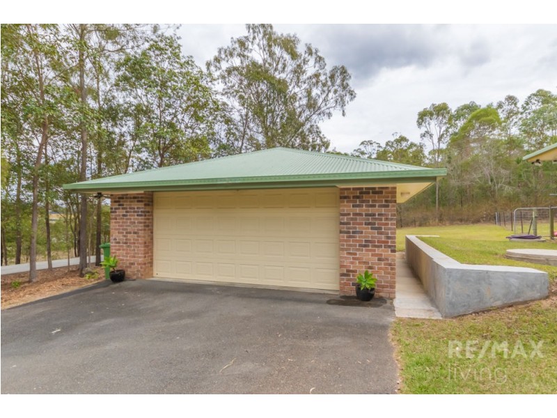 43 Scarborough Road, Caboolture QLD 4510