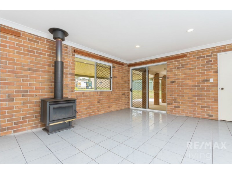 43 Scarborough Road, Caboolture QLD 4510