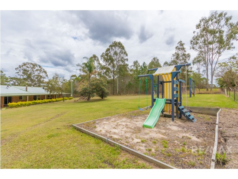 43 Scarborough Road, Caboolture QLD 4510