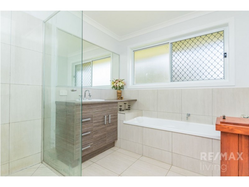 26 Donnington Drive, D’aguilar QLD 4514
