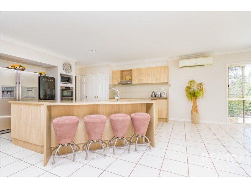 48 Valentine Court, Narangba QLD 4504