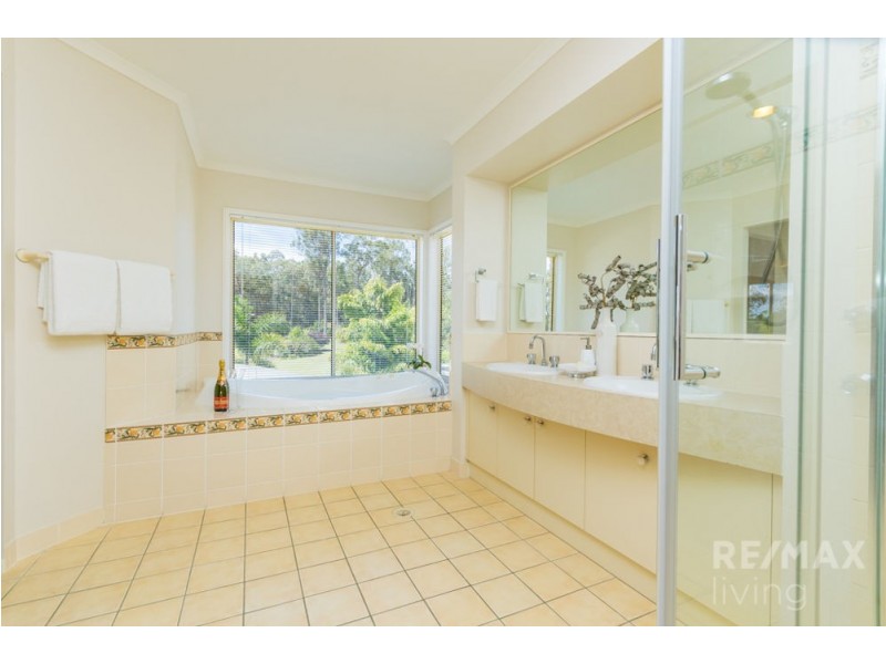 48 Valentine Court, Narangba QLD 4504