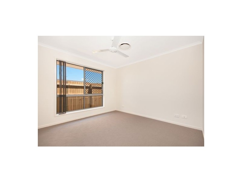 5 Wellington Place, Narangba QLD 4504