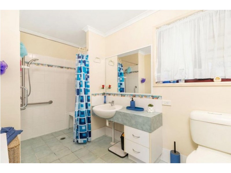 65 Bellay Road, Beachmere QLD 4510
