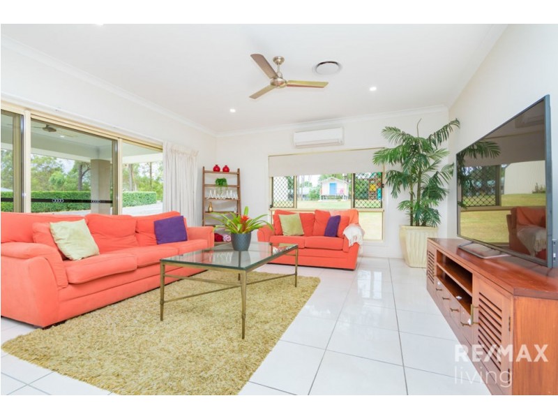 19-21 Sagren Crescent, Elimbah QLD 4516