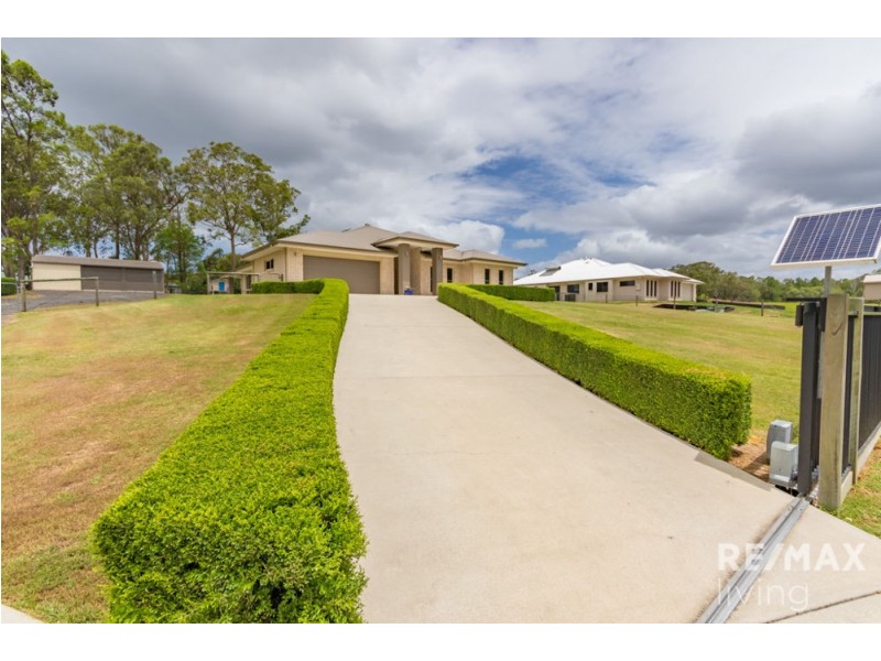 19-21 Sagren Crescent, Elimbah QLD 4516