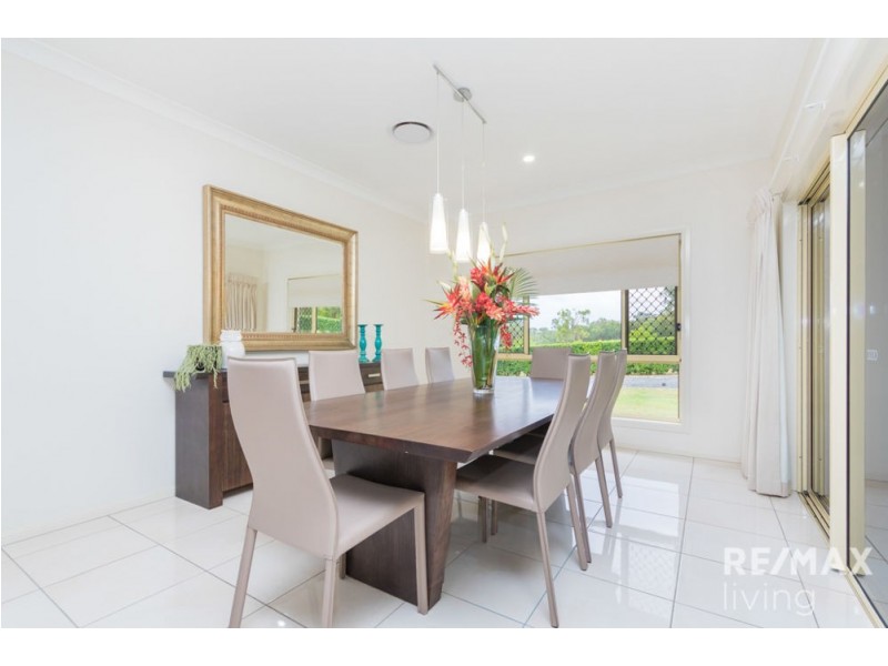 19-21 Sagren Crescent, Elimbah QLD 4516