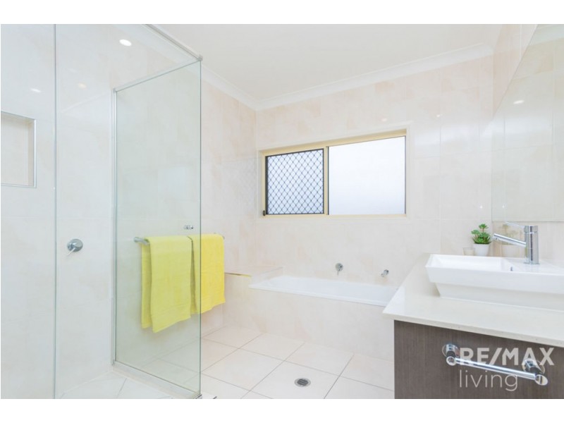 19-21 Sagren Crescent, Elimbah QLD 4516