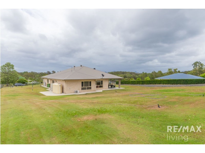 19-21 Sagren Crescent, Elimbah QLD 4516