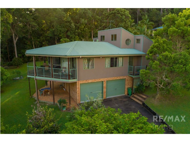 5 Knowles Place, Glass House Mountains QLD 4518