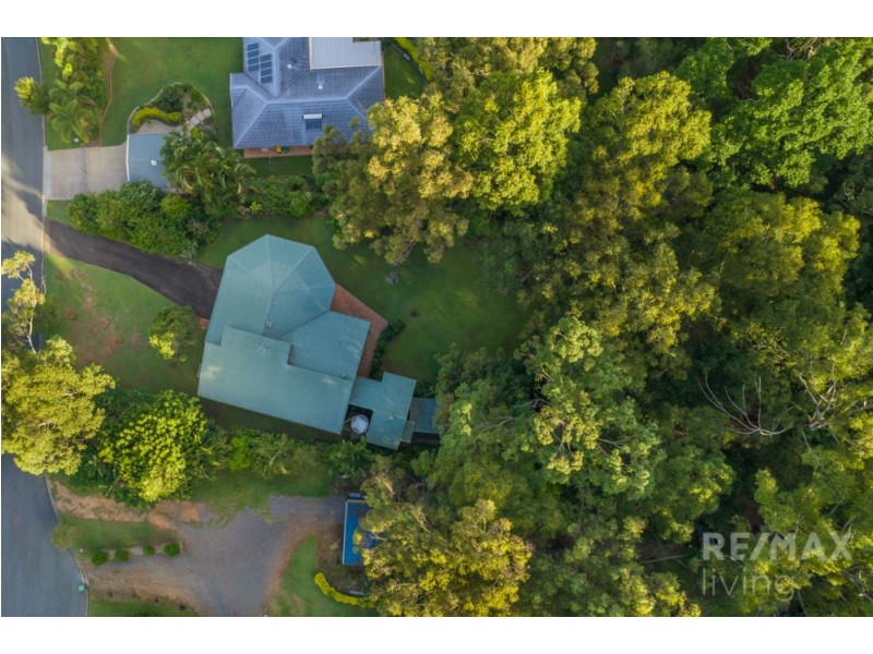5 Knowles Place, Glass House Mountains QLD 4518