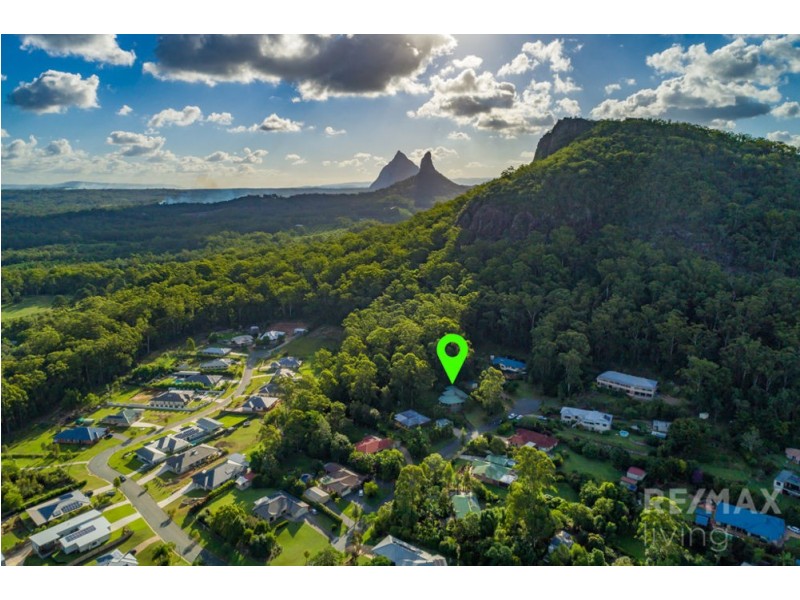 5 Knowles Place, Glass House Mountains QLD 4518