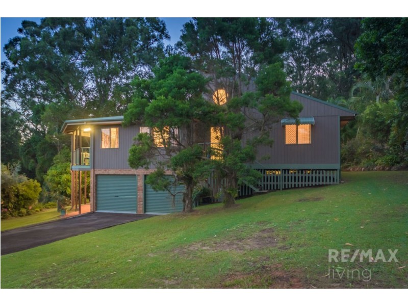 5 Knowles Place, Glass House Mountains QLD 4518