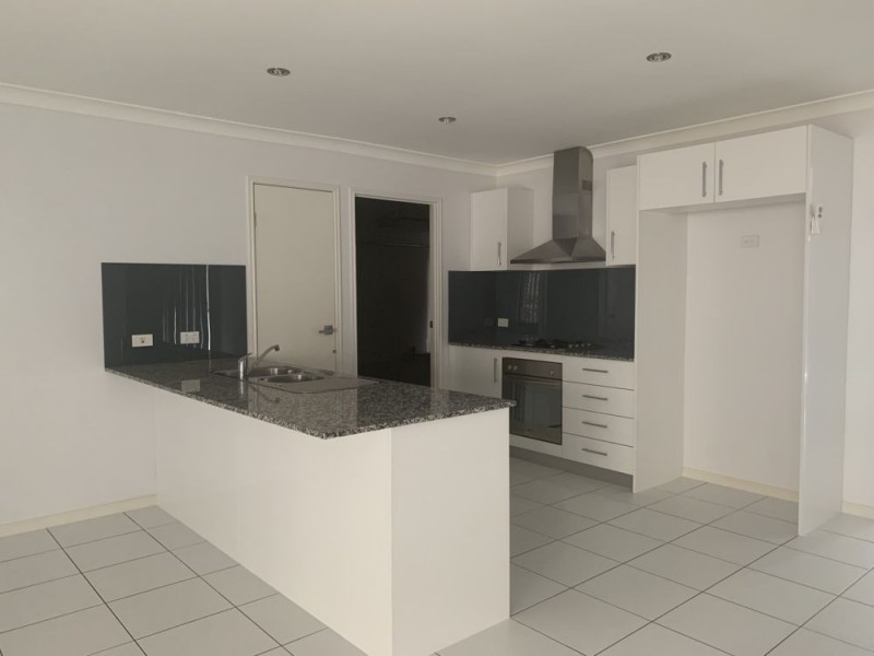 17 Bein Close, Narangba QLD 4504
