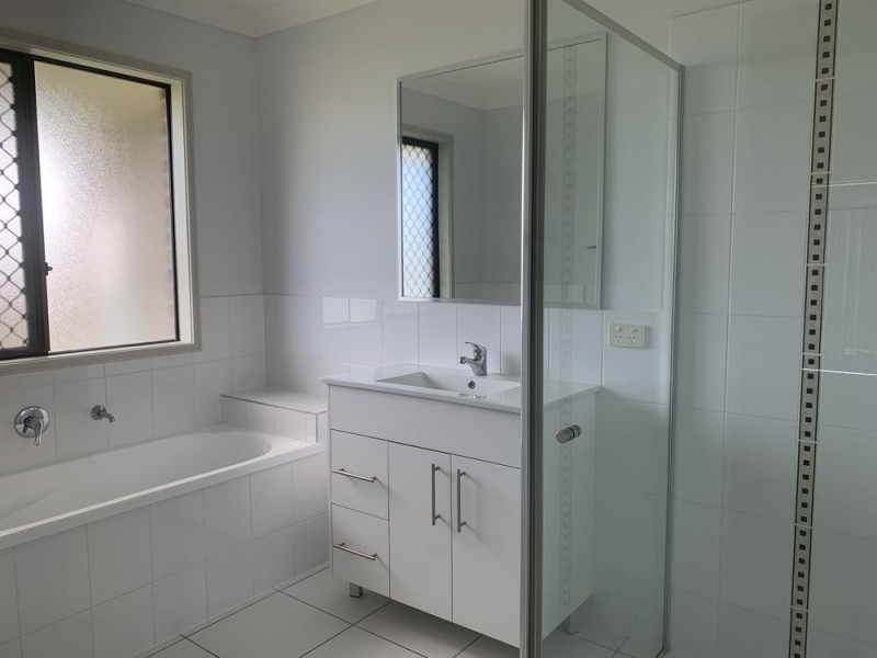 17 Bein Close, Narangba QLD 4504