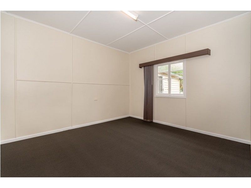 18 Shell Street, Caboolture QLD 4510