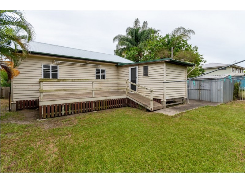 18 Shell Street, Caboolture QLD 4510