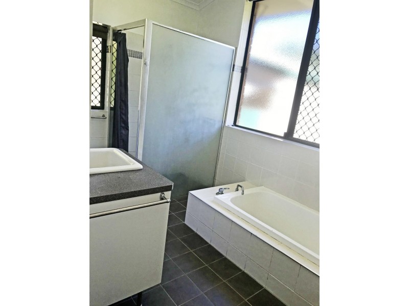 16 Hall Street, Narangba QLD 4504