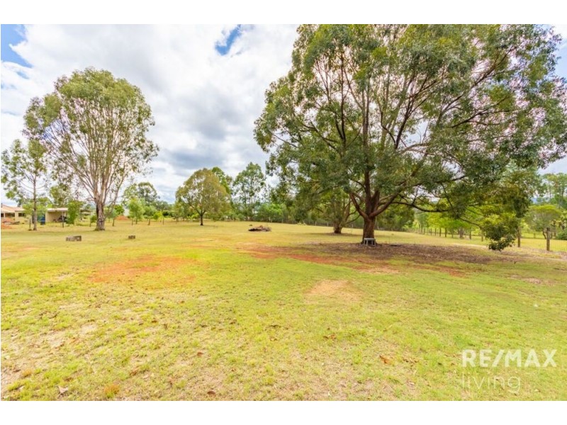 51 Mackney Road, Upper Caboolture QLD 4510