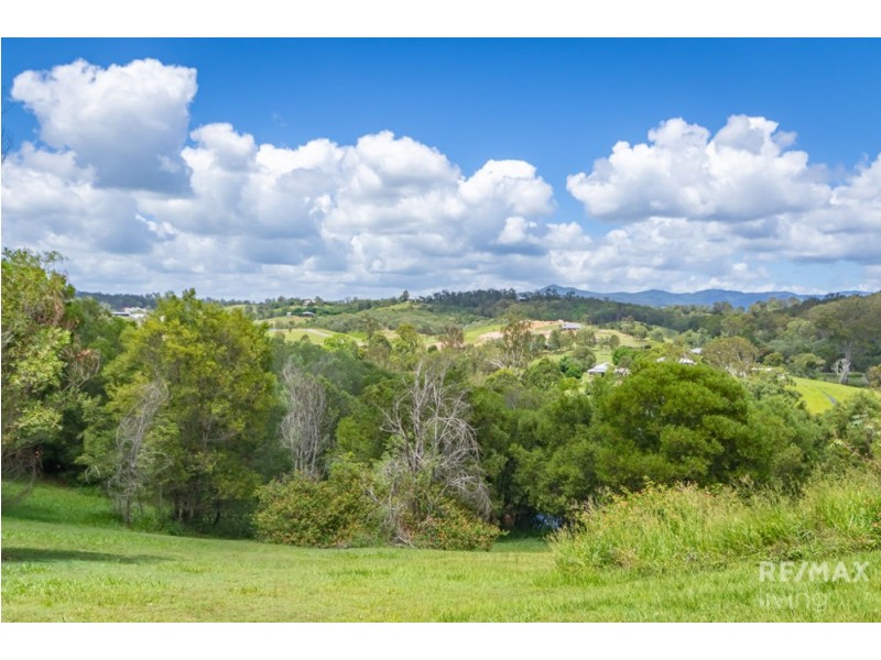 234 Whiteside Road, Samsonvale QLD 4520