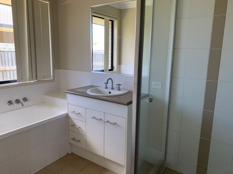 5 Redcedar Court, Morayfield QLD 4506