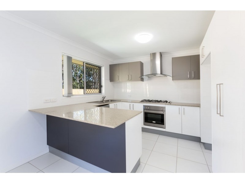 24 Shoreview Boulevard, Griffin QLD 4503