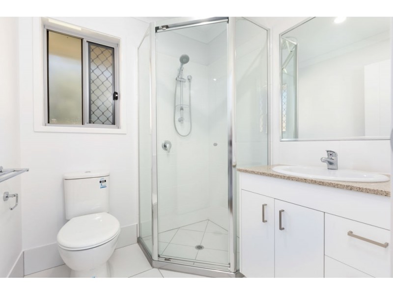 24 Shoreview Boulevard, Griffin QLD 4503