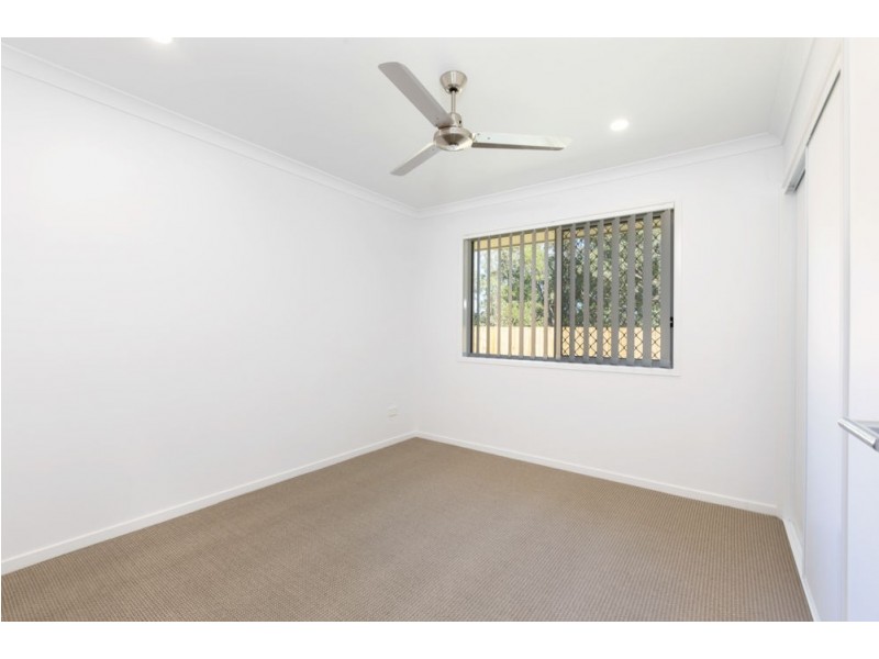 24 Shoreview Boulevard, Griffin QLD 4503