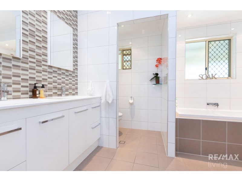 23 Beaujolais Court, Morayfield QLD 4506