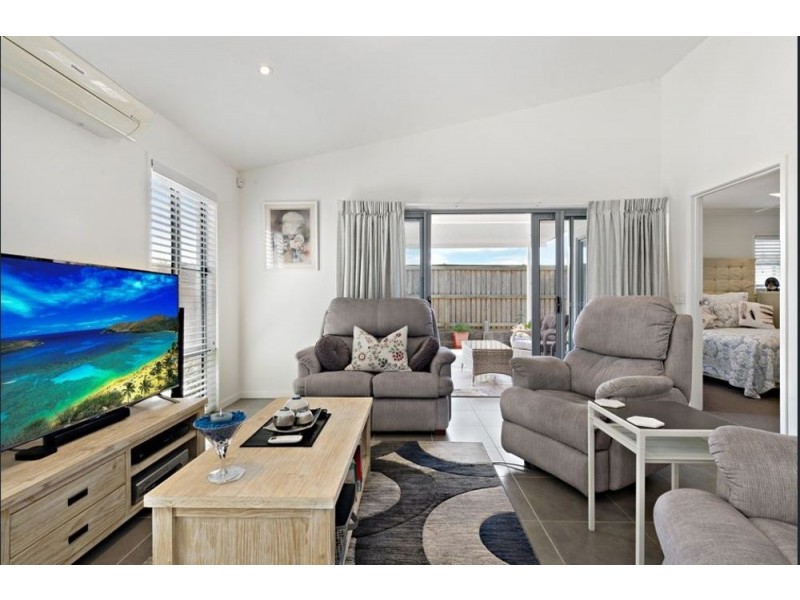 2/34 Ardrossan Road, Caboolture QLD 4510