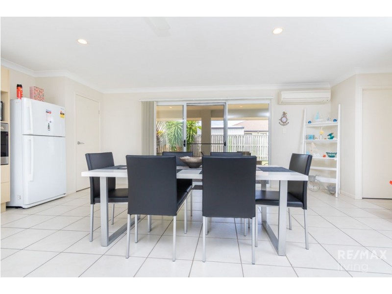 8 Robusta Court, Banksia Beach QLD 4507