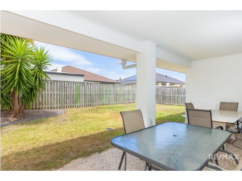 8 Robusta Court, Banksia Beach QLD 4507
