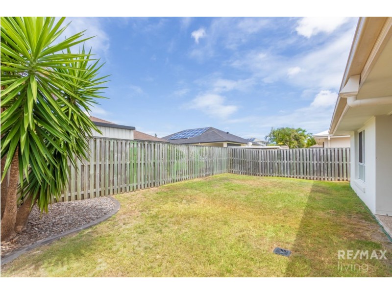 8 Robusta Court, Banksia Beach QLD 4507