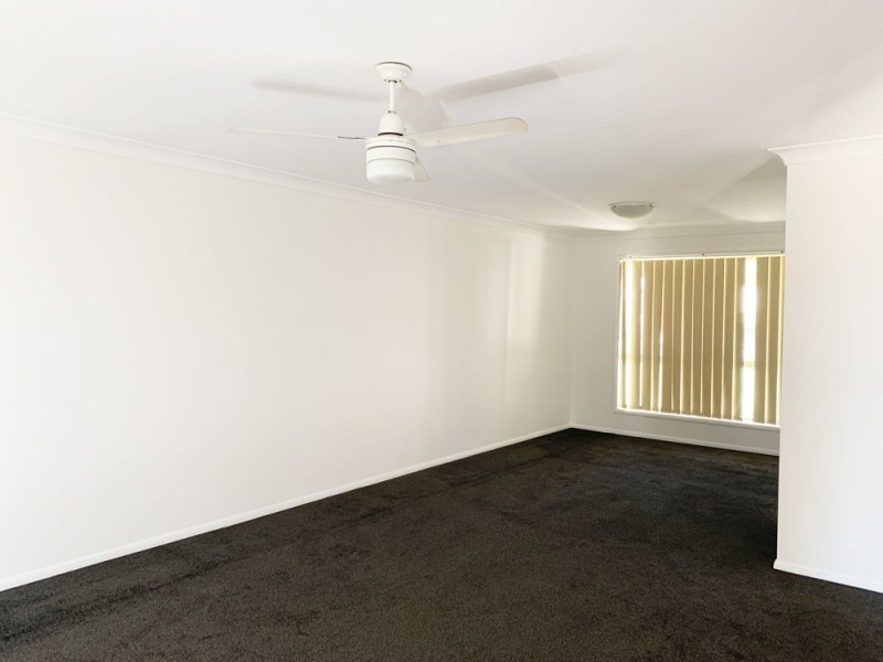8 Baroon Place, Narangba QLD 4504