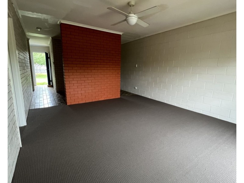 1/12 Manley Street, Caboolture QLD 4510