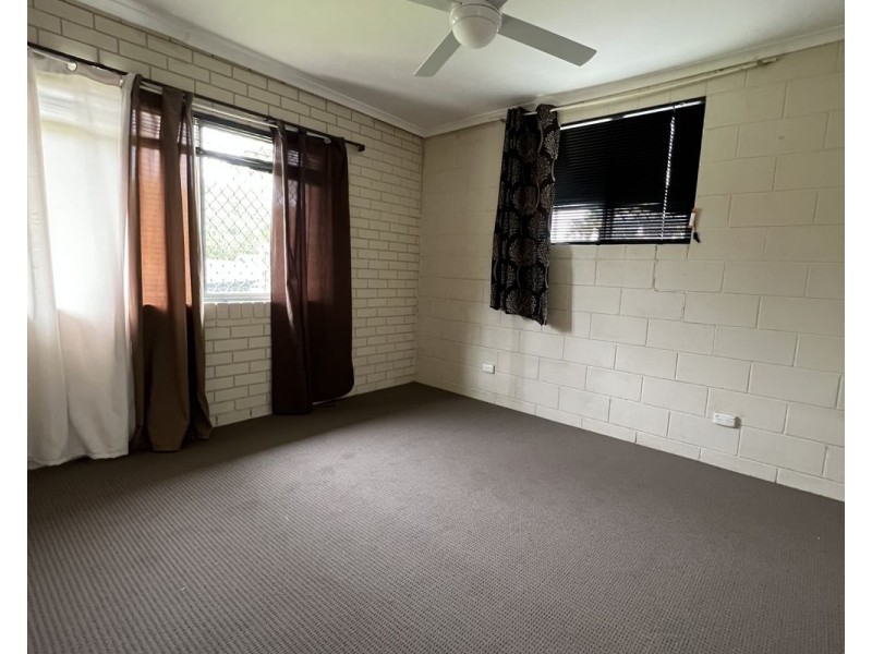 1/12 Manley Street, Caboolture QLD 4510