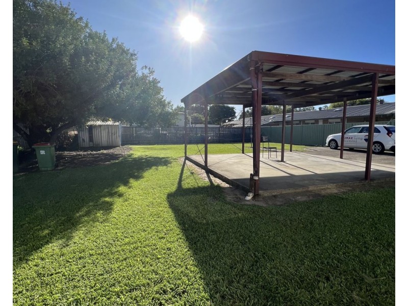 1/12 Manley Street, Caboolture QLD 4510